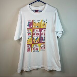 Uniqlo UT Me Meadow Gold Juice Carton White T Shirt Size Large